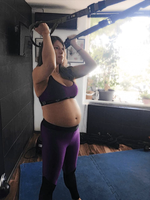 TRX στην εγκυμοσύνη: Οι ασκήσεις που κάνει και η δική μας personal trainer! - εικόνα 3