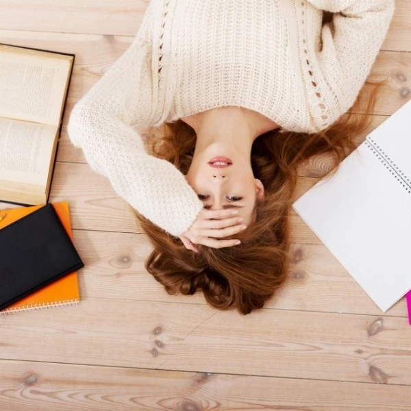 10 ανησυχητικά σημάδια υγείας που δείχνουν ότι έχεις υπερβολικό άγχος - εικόνα 1