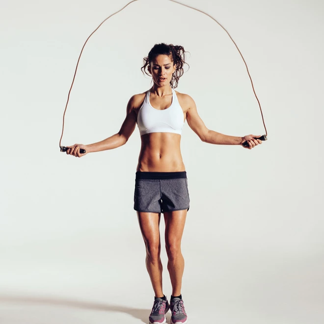 σχοινάκι-ασκήσεις-κάψιμο-λίπους