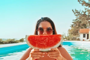 8 μυστικά από γυναίκες που φαίνεται ότι δεν κουράζονται ποτέ! - εικόνα 1