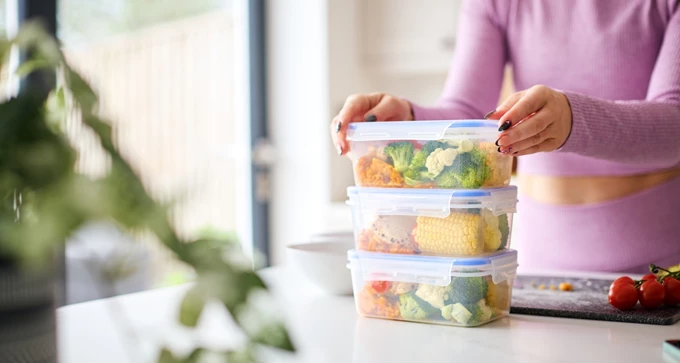 υγιεινά γεύματα meal prep σε δοχεία