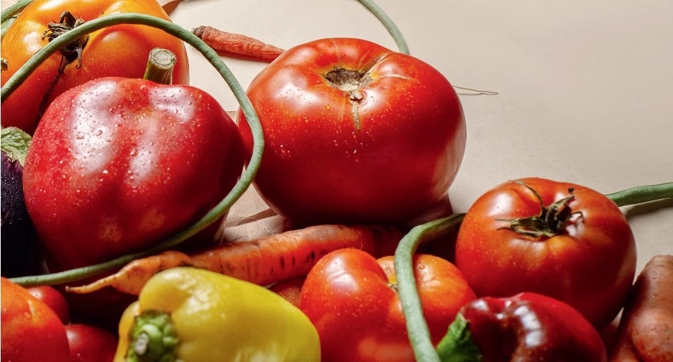 Ποιες είναι οι σολανίδες (nightshades) και γιατί τις έχουμε ανάγκη;