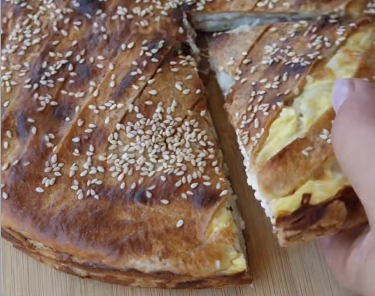 Εύκολη συνταγή για τυρόπιτα χωρίς φύλλο - Μόνο με τορτίγια ολικής