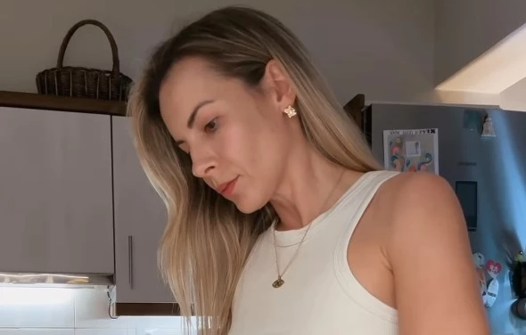 Μαρία Λουίζα Βούρου: Το υγιεινό κέικ πορτοκαλιού που φτιάχνει κάθε εβδομάδα