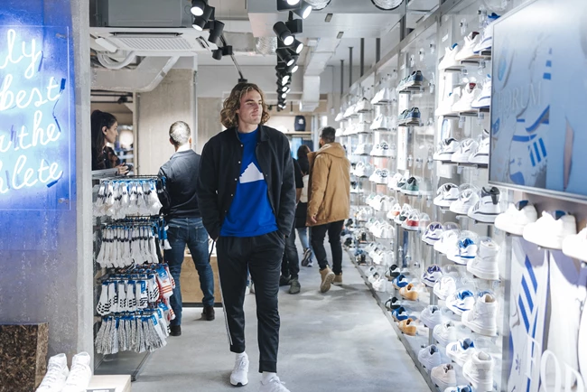 Στέφανος Τσιτσιπάς