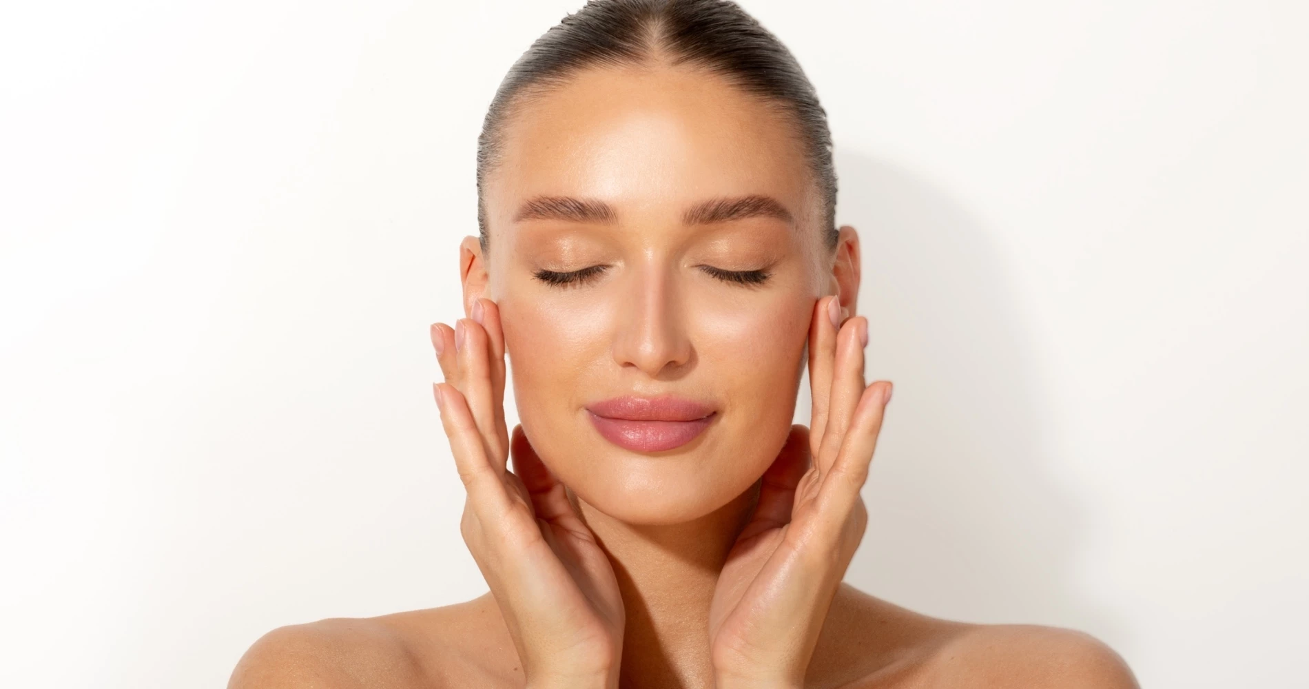 Damp Skin Method: Το #1 λάθος που κάνεις μετά το πλύσιμο και σαμποτάρεις την ενυδάτωσή σου