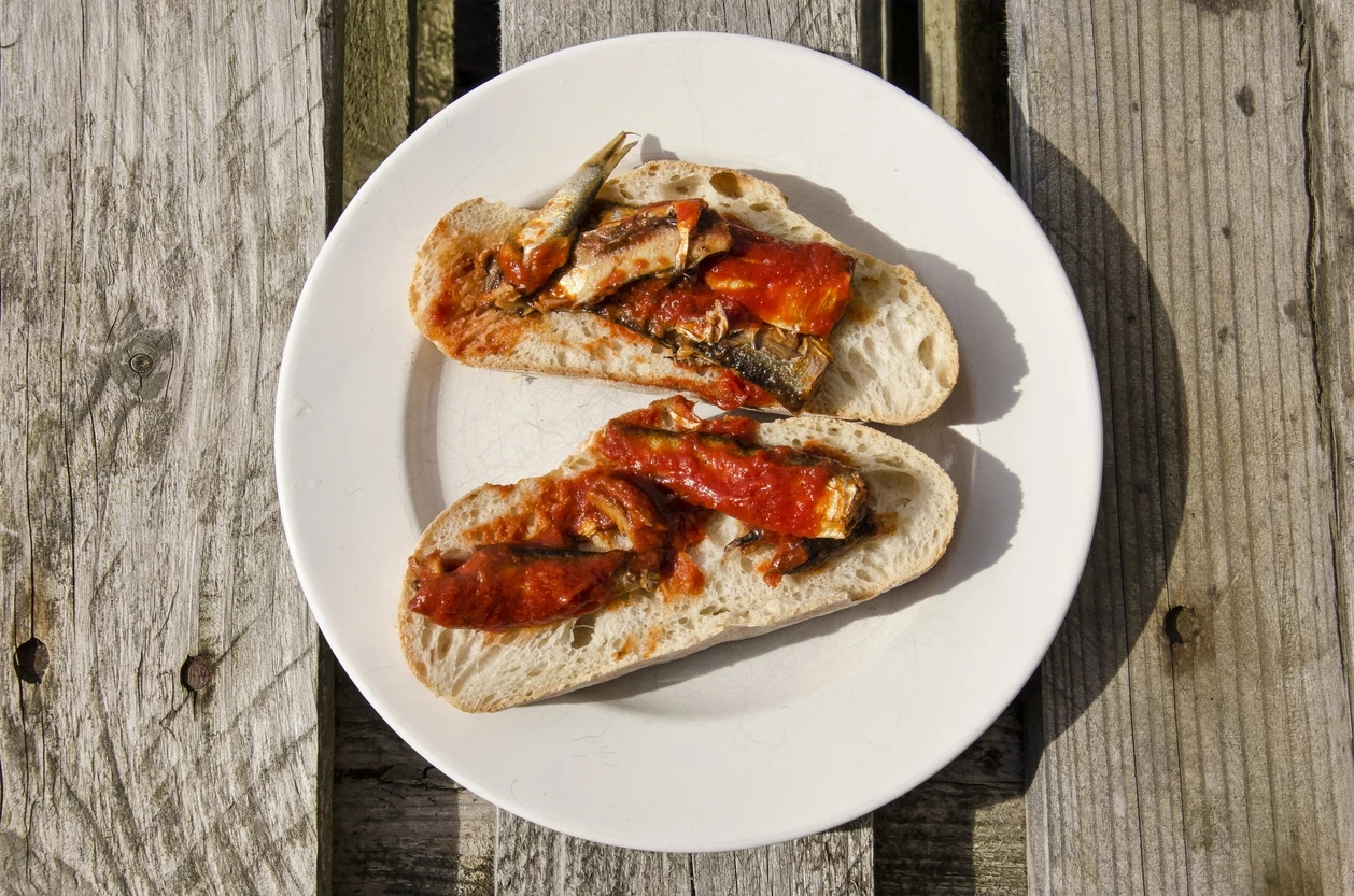 Το ψάρι που συνιστούν οι καρδιολόγοι αντί για τόνο: Ένα φυσικό 