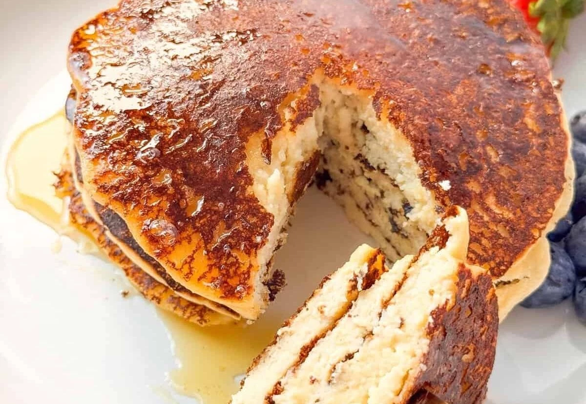 Με cottage + αυγά: Αυτά είναι τα πιο πρωτεϊνικά pancakes που μπορείς να φτιάξεις
