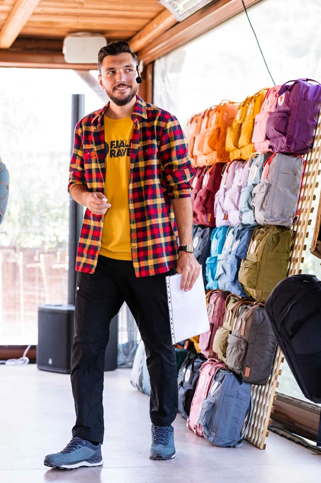 Πολυχρονόπουλος_Country