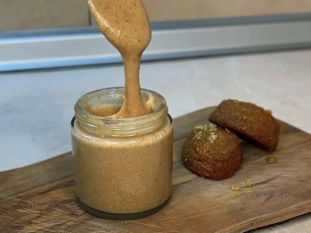 Πραλίνα μελομακάρονο: To πιο γιορτινό άλειμμα με μόνο 4 υλικά