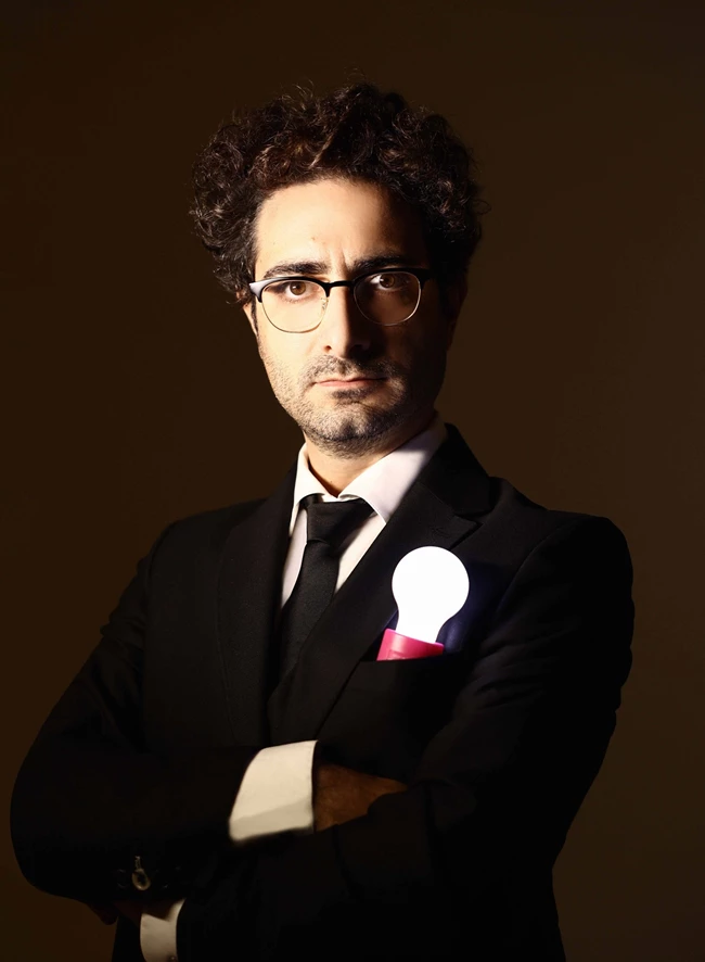 Λάμπρος Φισφής| Πολύ καλύτερα τώρα στο Ωδείο Ηρώδου του Αττικού