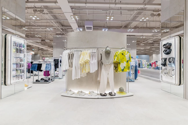 Bershka33