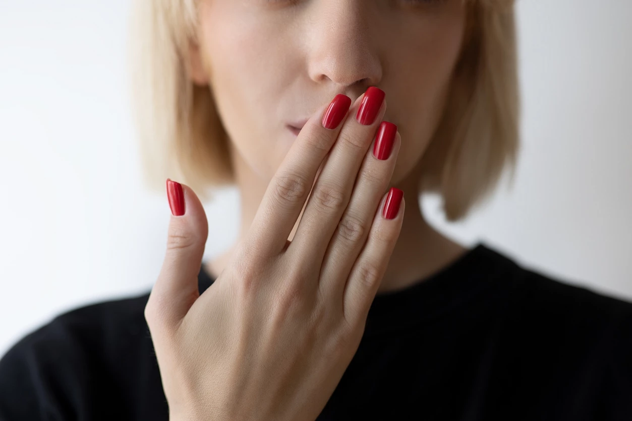 Οι τροφές που αλλάζουν τη μυρωδιά του σώματός σου – Ποιες σε κάνουν πιο ελκυστική