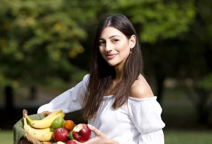 Βασιλική Τσερτσελή: 5 viral συνταγές της wellness creator που λατρεύει το TikTok