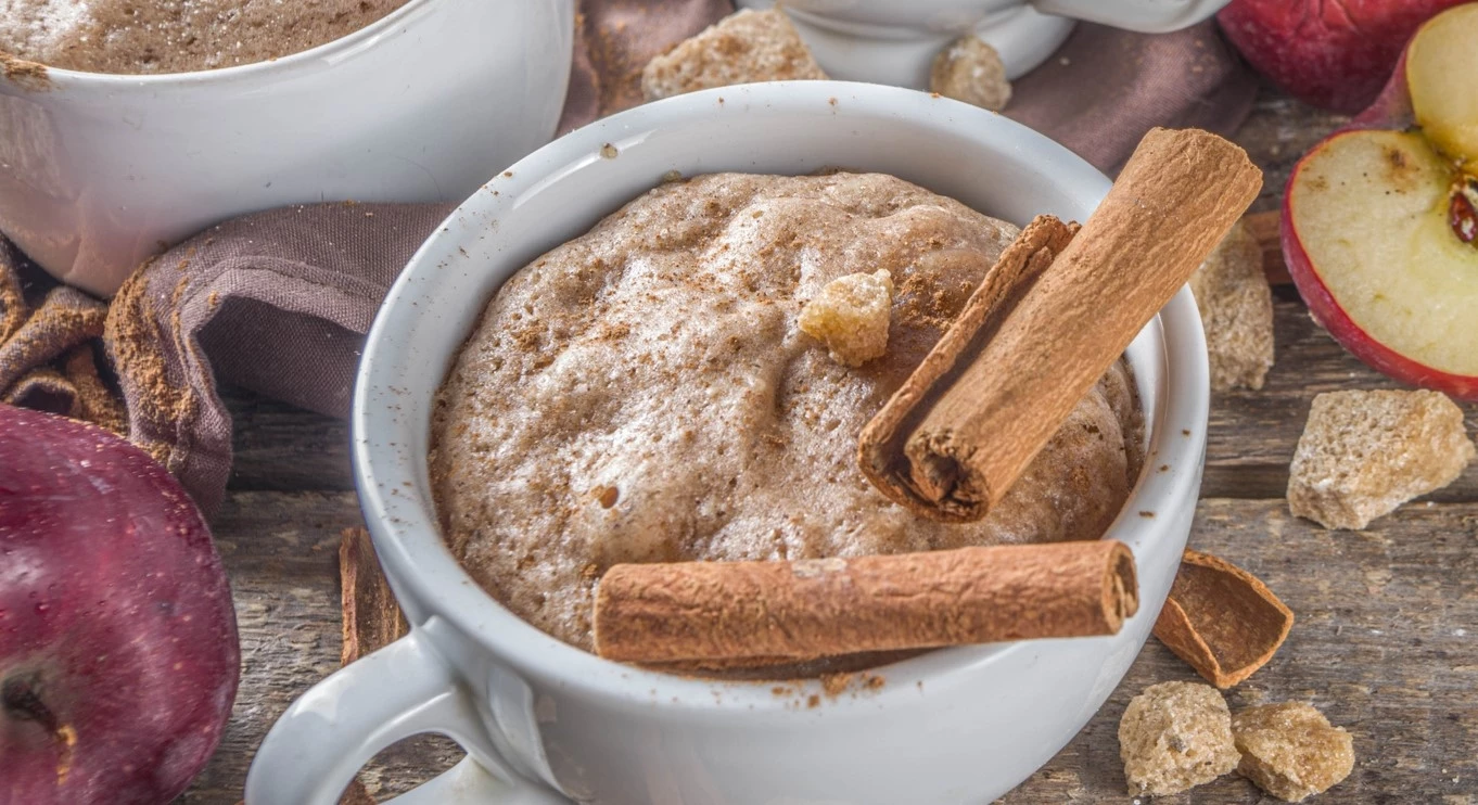 Κέικ μήλου σε 1 λεπτό χωρίς ζάχαρη - Θρεπτικό, γρήγορο και υγιεινό
