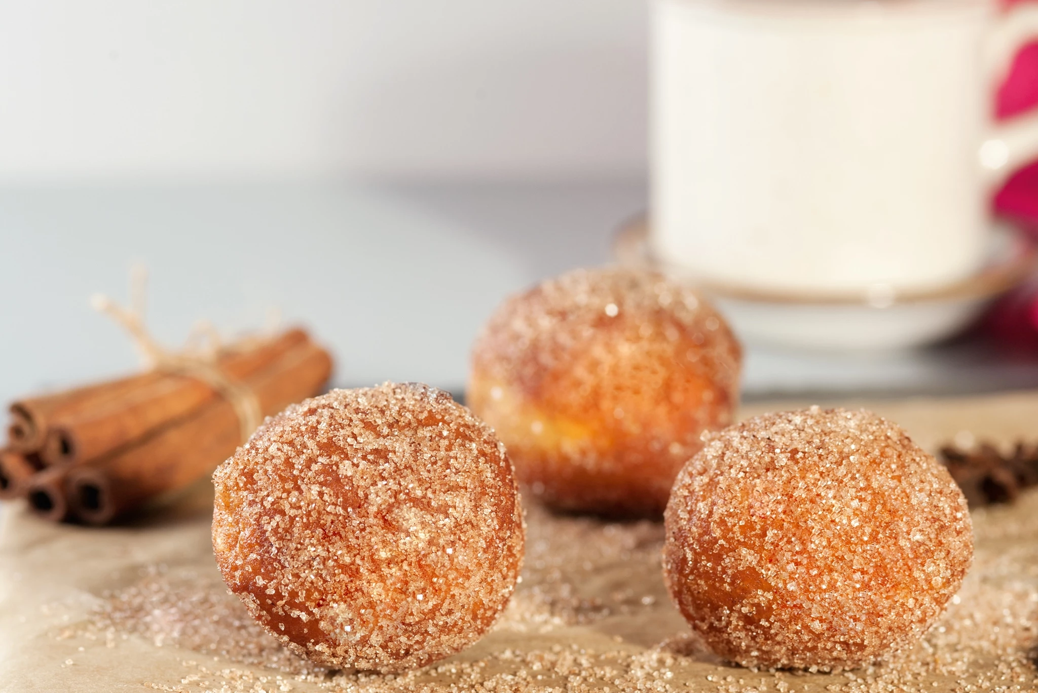 Cinnamon bites: Η εύκολη εναλλακτική των cinnamon rolls που γίνονται σε μόλις 20 λεπτά