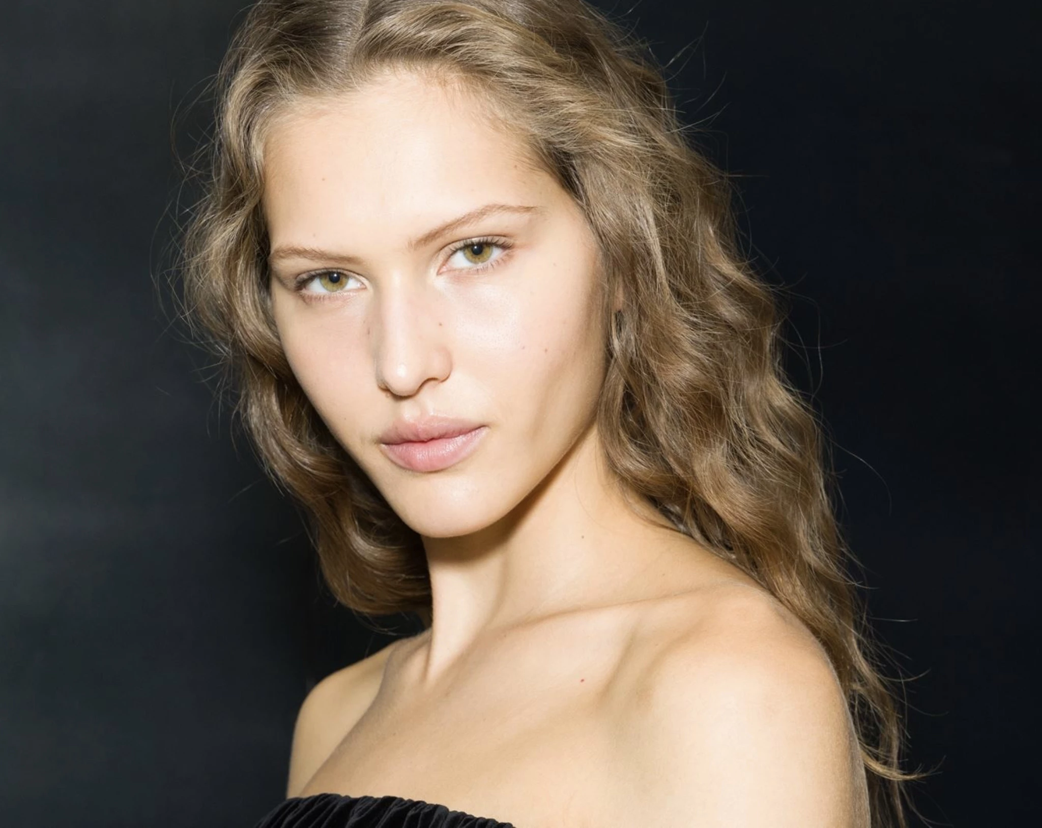 Maracuja Magic | Το έλαιο που θα αλλάξει την επιδερμίδα και τα μαλλιά σου