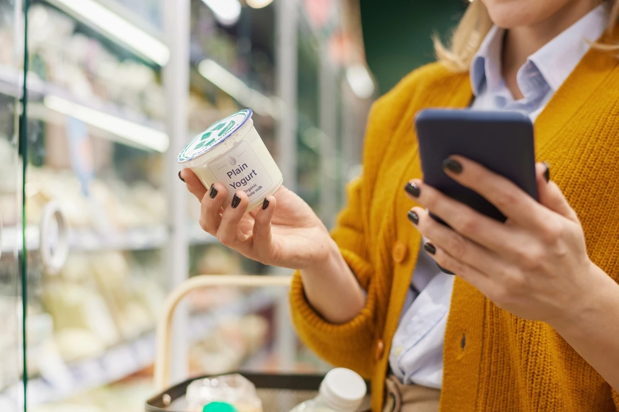 Πόσο αλάτι είναι πολύ; Ο βασικός δείκτης που πρέπει να τσεκάρεις στις ετικέτες