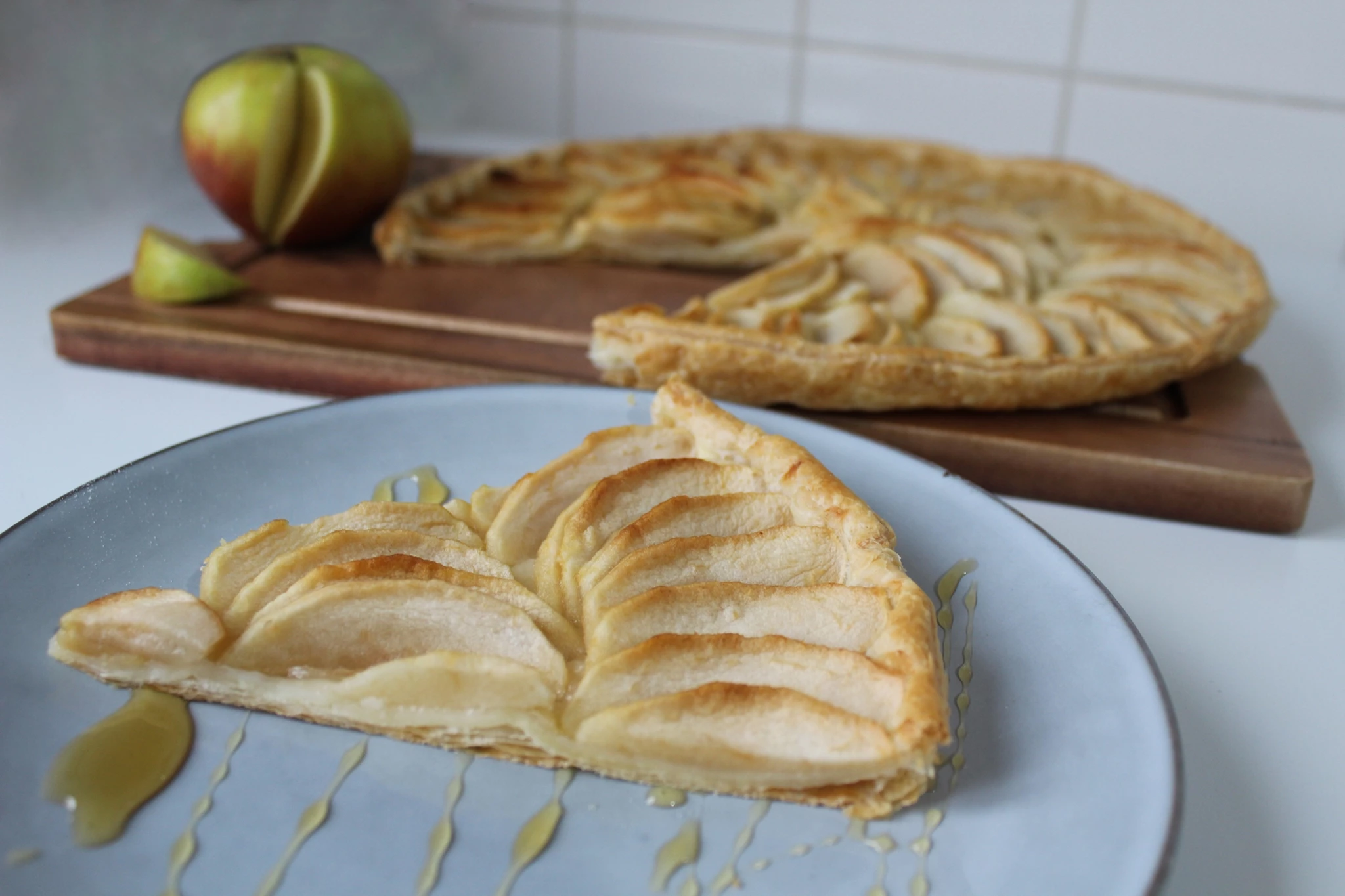 Φτιάξε την πιο εύκολη και γρήγορη μηλόπιτα στο μπλέντερ