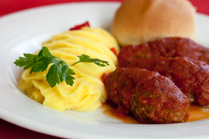 σουτζουκάκια