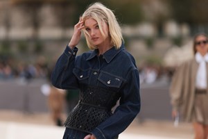 Latte makeup: Το φυσικό μακιγιάζ που ταιριάζει σε όλες - εικόνα 1