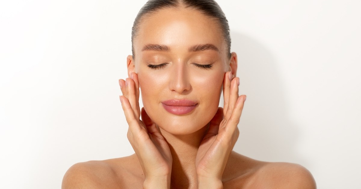 Αυτό είναι το νέο No.1 συστατικό που πρέπει να έχει η κρέμα ματιών σου μετά τα 40 - εικόνα 1