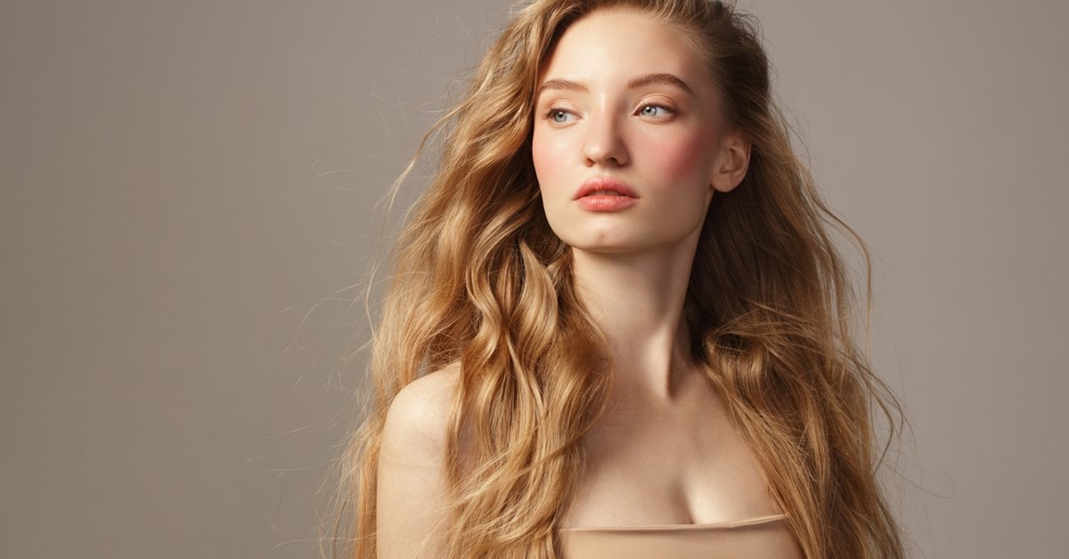 5 γιορτινά μανικιούρ για να λάμψεις φέτος τα Χριστούγεννα - εικόνα 2