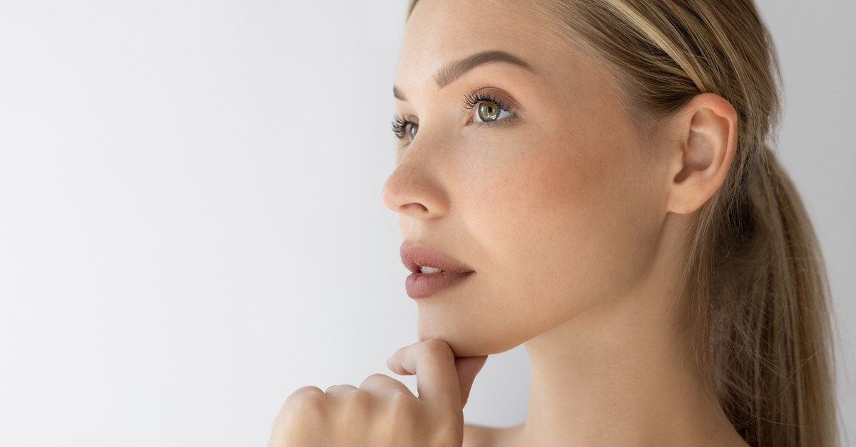 Αυτό είναι το νέο No.1 συστατικό που πρέπει να έχει η κρέμα ματιών σου μετά τα 40 - εικόνα 2