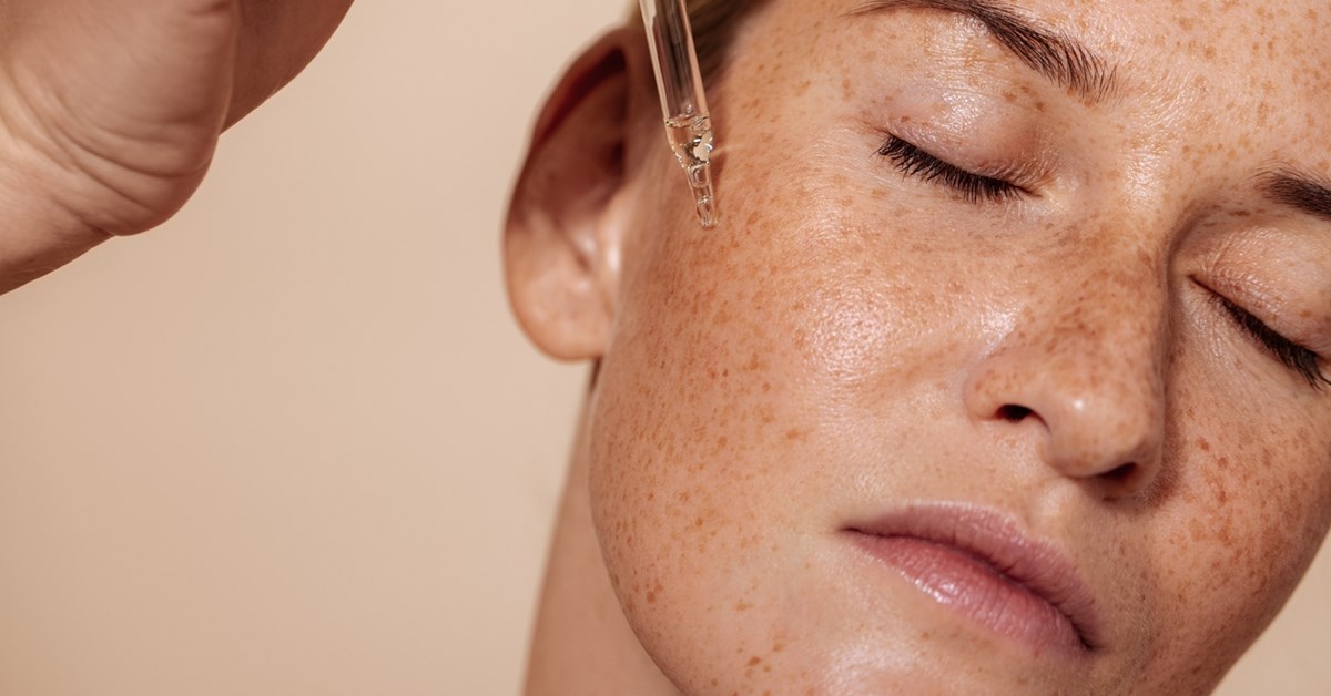 Πώς να καλύψεις αποτελεσματικά τους μαύρους κύκλους μόνο με μακιγιάζ - εικόνα 2