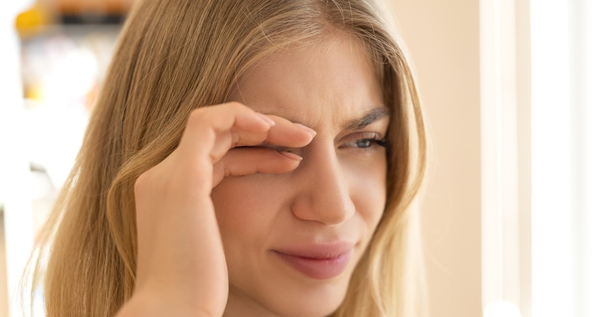 Αυτό το περίγραμμα κάνει τα μάτια να δείχνουν πιο ξεκούραστα και νεανικά - εικόνα 2