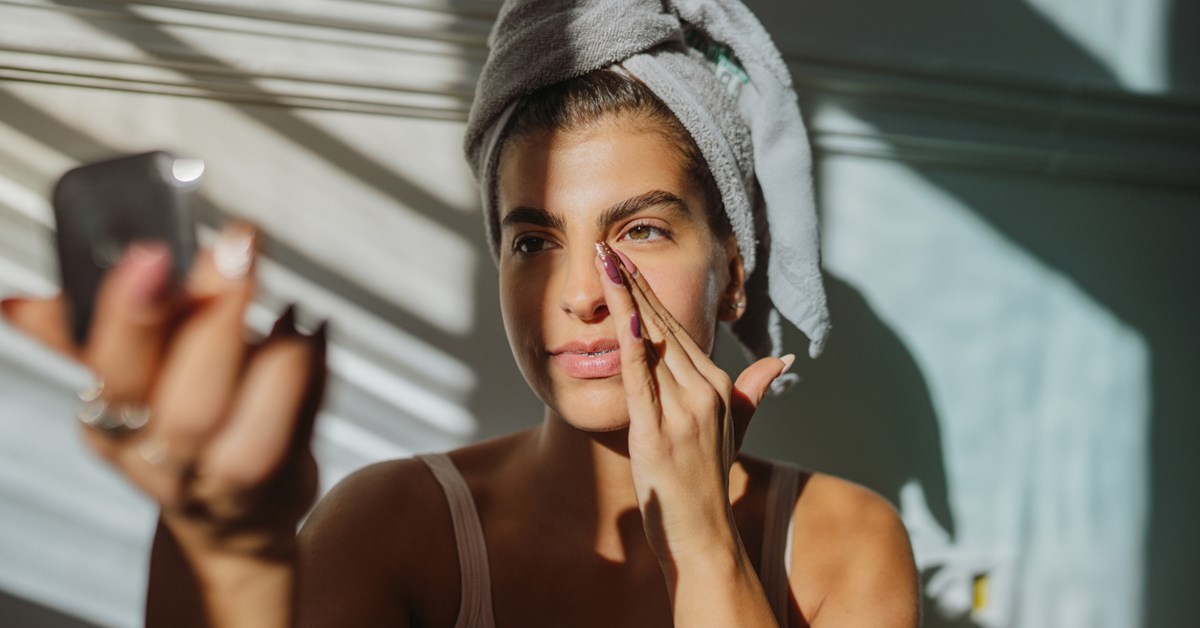 Τα πιο συχνά λάθη που κάνεις στη skincare ρουτίνα σου - εικόνα 1