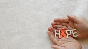 Selma Blair: Αποκαλύπτει το σύμπτωμα που οδήγησε στη διάγνωση για πολλαπλή σκλήρυνση - εικόνα 2