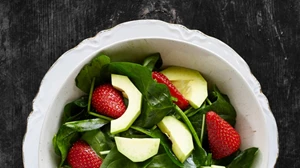 Πεπόνι: 4 λόγοι που θα έπρεπε να το είχες εντάξει από χθες στη διατροφή σου - εικόνα 1