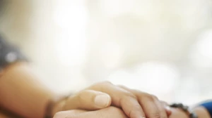 Το ήξερες ότι η ψωρίαση συνδέεται έντονα με την κατάθλιψη; - εικόνα 1