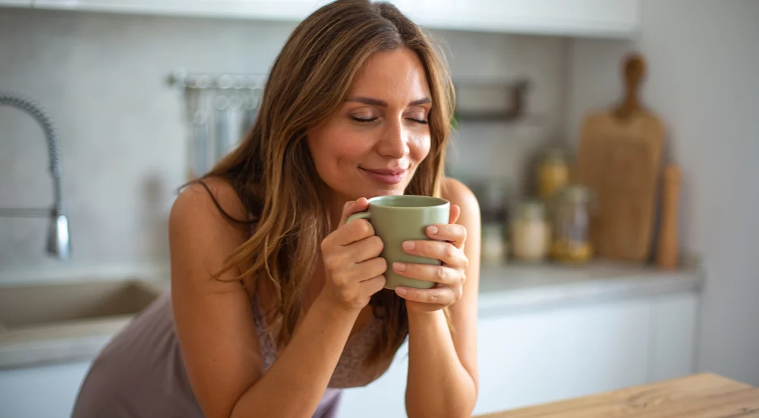 H "περίεργη" συνήθεια που έχεις όταν αγχώνεσαι και τελικά λειτουργεί σαν εργαλείο αυτοφροντίδας