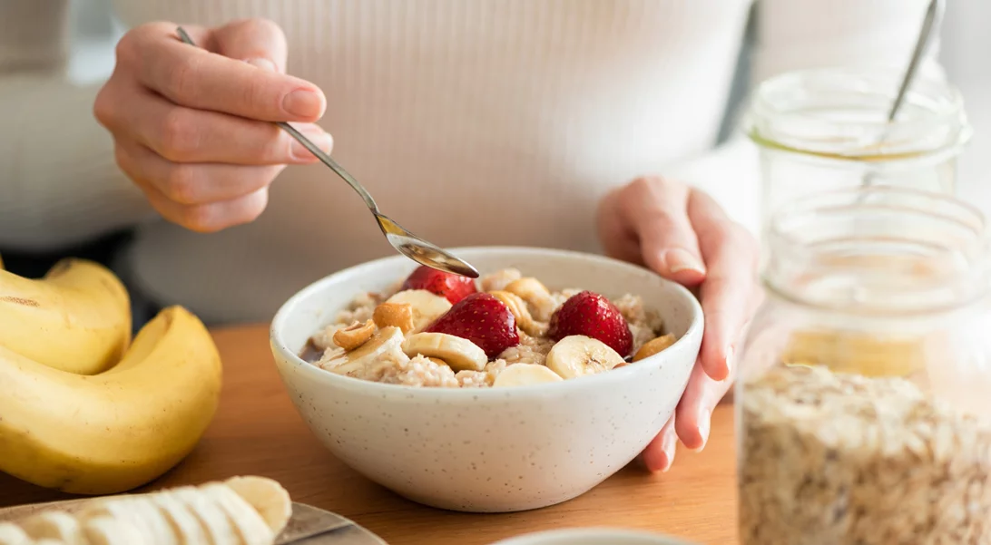 Τι τρώει μια διατροφολόγος; Ένα ημερήσιο διατροφικό πλάνο για απώλεια βάρους