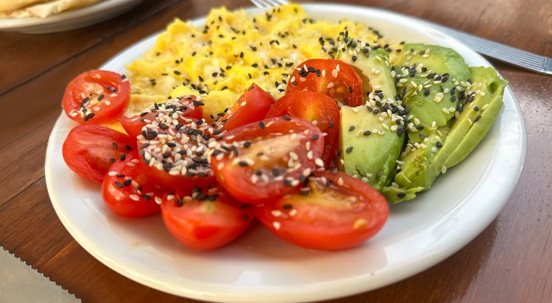 Πρήξιμο στην κοιλιά: 9 εύκολα πρωινά φιλικά για το έντερο