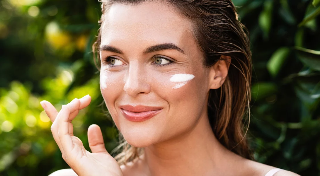 Πώς να μετατρέψεις το skincare σε self-care ritual