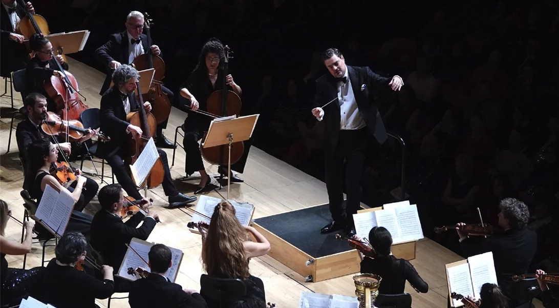 Η μαγεία του Μότσαρτ ζωντανεύει στο Μέγαρο Μουσικής: Μια ανεπανάληπτη συναυλία με όργανα εποχής