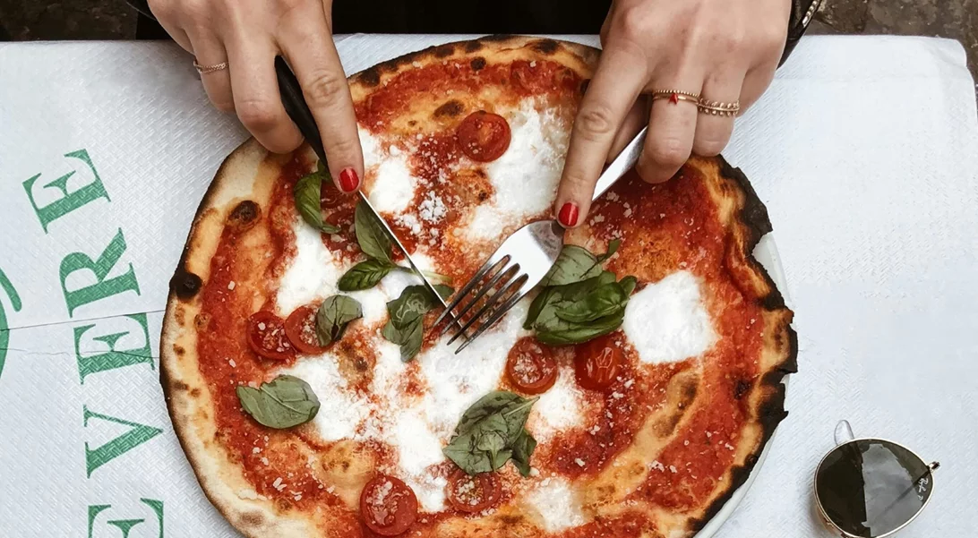 Πώς θα απολαμβάνεις διατροφικά τα Σαββατοκύριακα χωρίς τύψεις