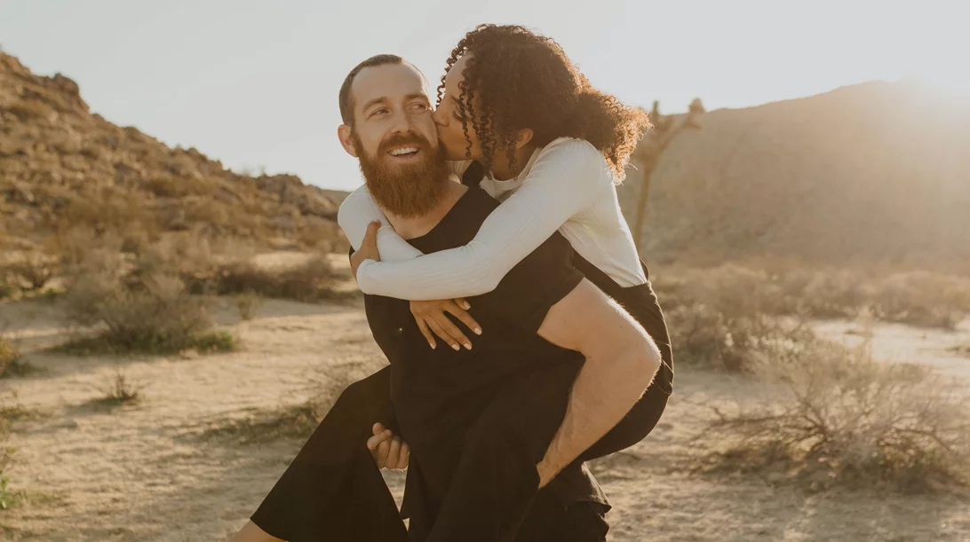 Κεραυνοβόλος έρωτας: Μύθοι και αλήθειες από την ειδικό