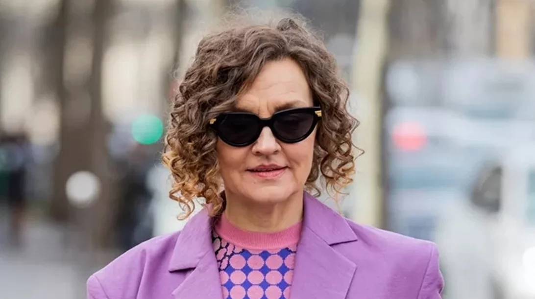 Μετά τα 50: 3 λάθη με το foundation που προσθέτουν χρόνια στην εμφάνισή σας