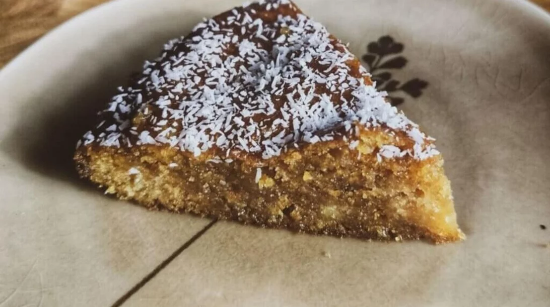 Light ραβανί χωρίς αυγά και ζάχαρη - το πιο αφράτο γλυκό που θα λατρέψεις