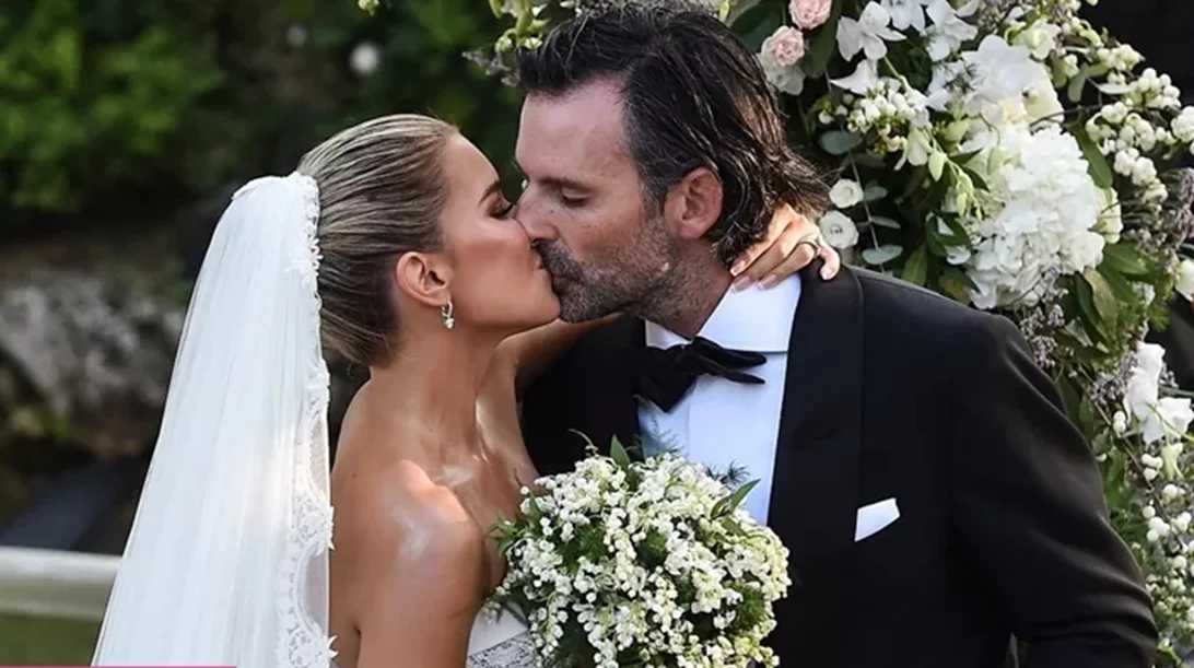 10 μίνιμαλ updos που θα σε αναδείξουν στην πιο κομψή νύφη της δεκαετίας