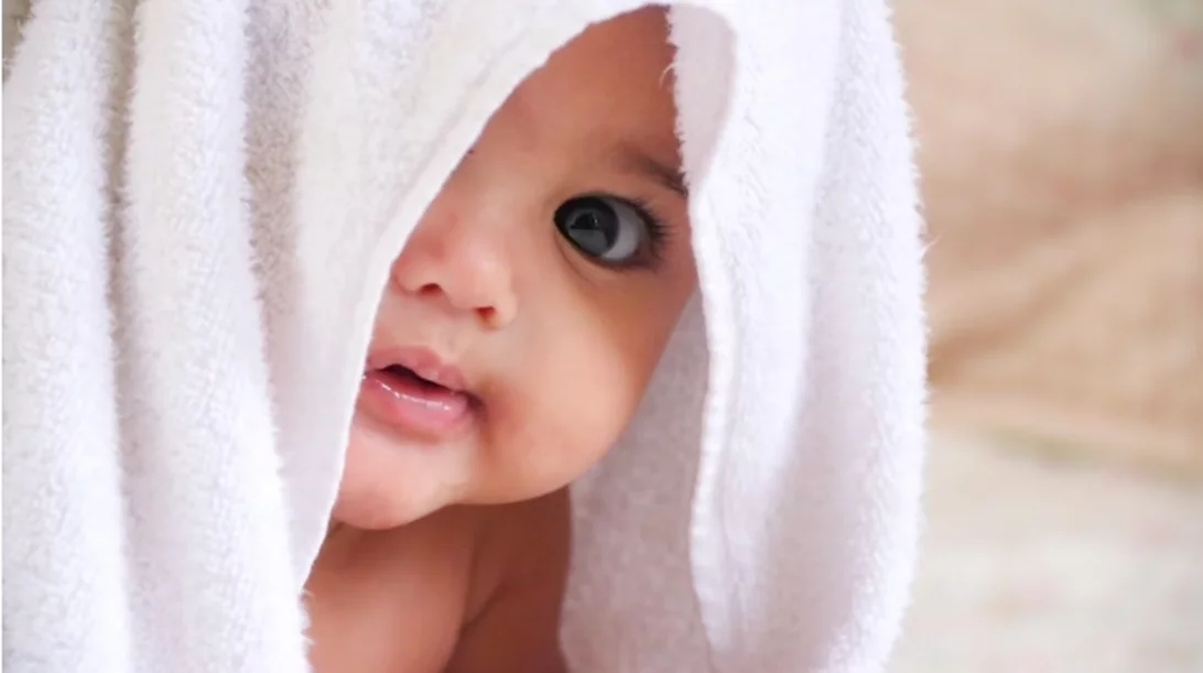 Η ώρα του μπάνιου | Μια ευκαιρία για στοργή και σύνδεση με το μωρό σας