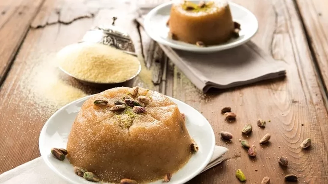 Νηστεία: Δοκίμασε τον τέλειο σιμιγδαλένιο χαλβά με πορτοκάλι και σοκολάτα