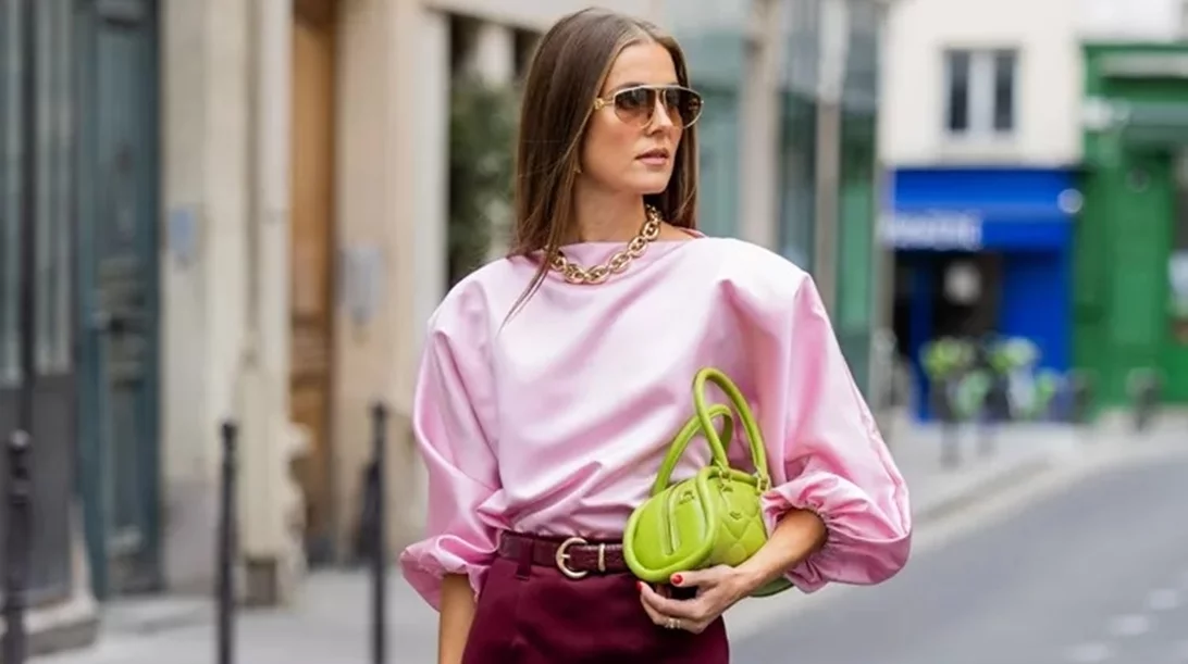 Θυμίζουν baby talc: 5 διαχρονικά αρώματα πούδρας που αποπνέουν φρεσκάδα