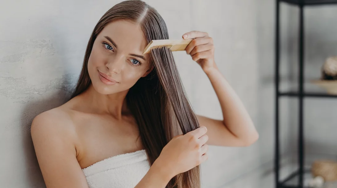 H ολοκαίνουρια haircare σειρά για πλήρη αναγέννηση των μαλλιών