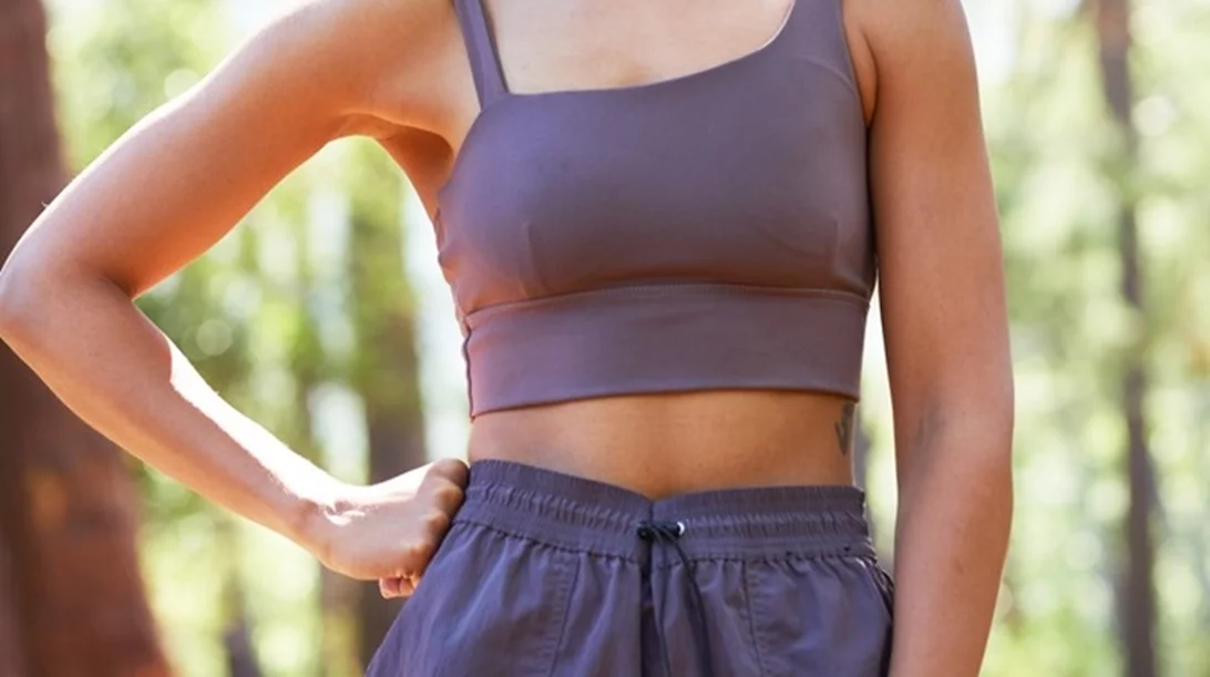 Η άσκηση που μεταμορφώνει το κοιλιακό λίπος: Πώς να το κάνεις πιο υγιές