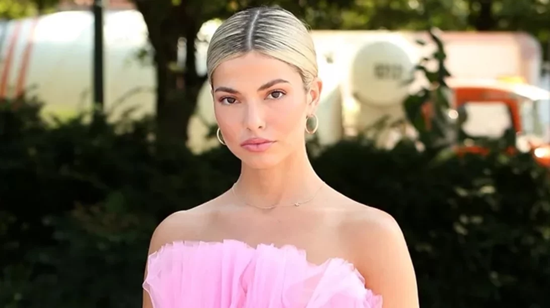 Το πρώτο it χτένισμα του 2023 έχει ήδη κατακλύσει τα social media